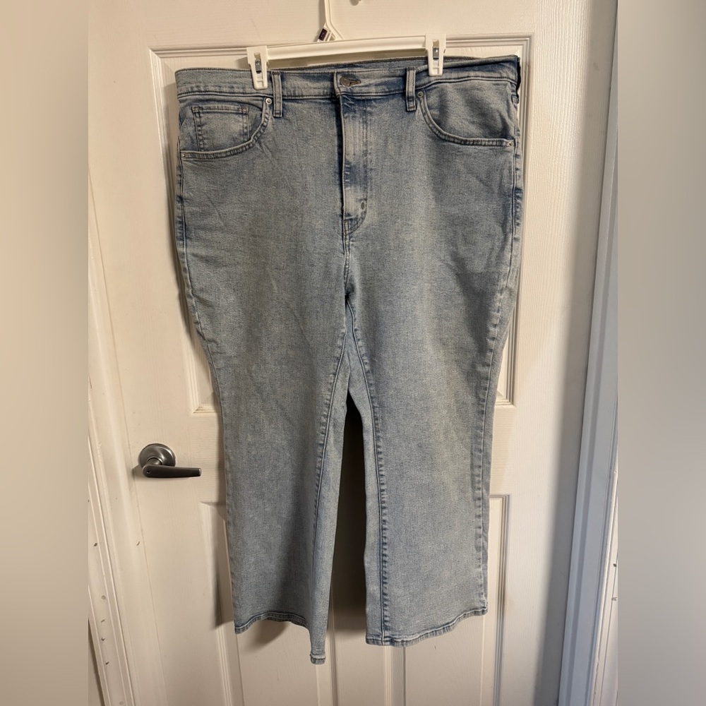 Classic Light Blue High Waistes Crop Flare Levi’s Women's Jeans